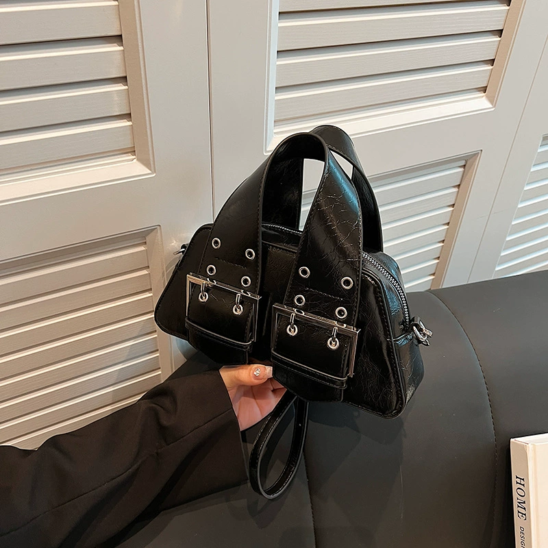 Retro handheld shoulder bag, high-quality style, 2023 collection