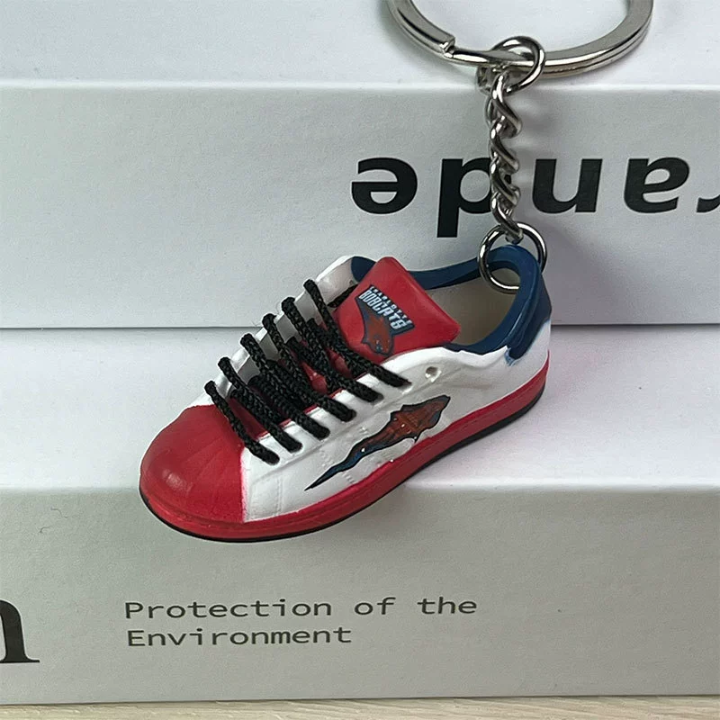 Adidas, брелок, подарок на день рождения