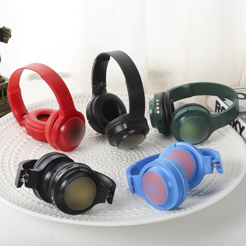 Venta caliente transfronteriza Auriculares Bluetooth Auriculares inalámbricos de animación de dibujos animados Auriculares para niños de larga duración en stock