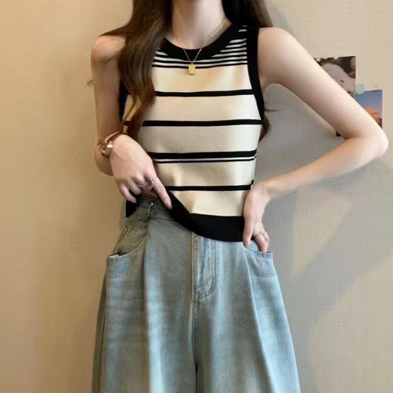 Knitted Striped Camisole for Women, Summer Outerwear, French Style, Off-Shoulder, Slimming, Short Sleeveless Top, Versatile and Trendy