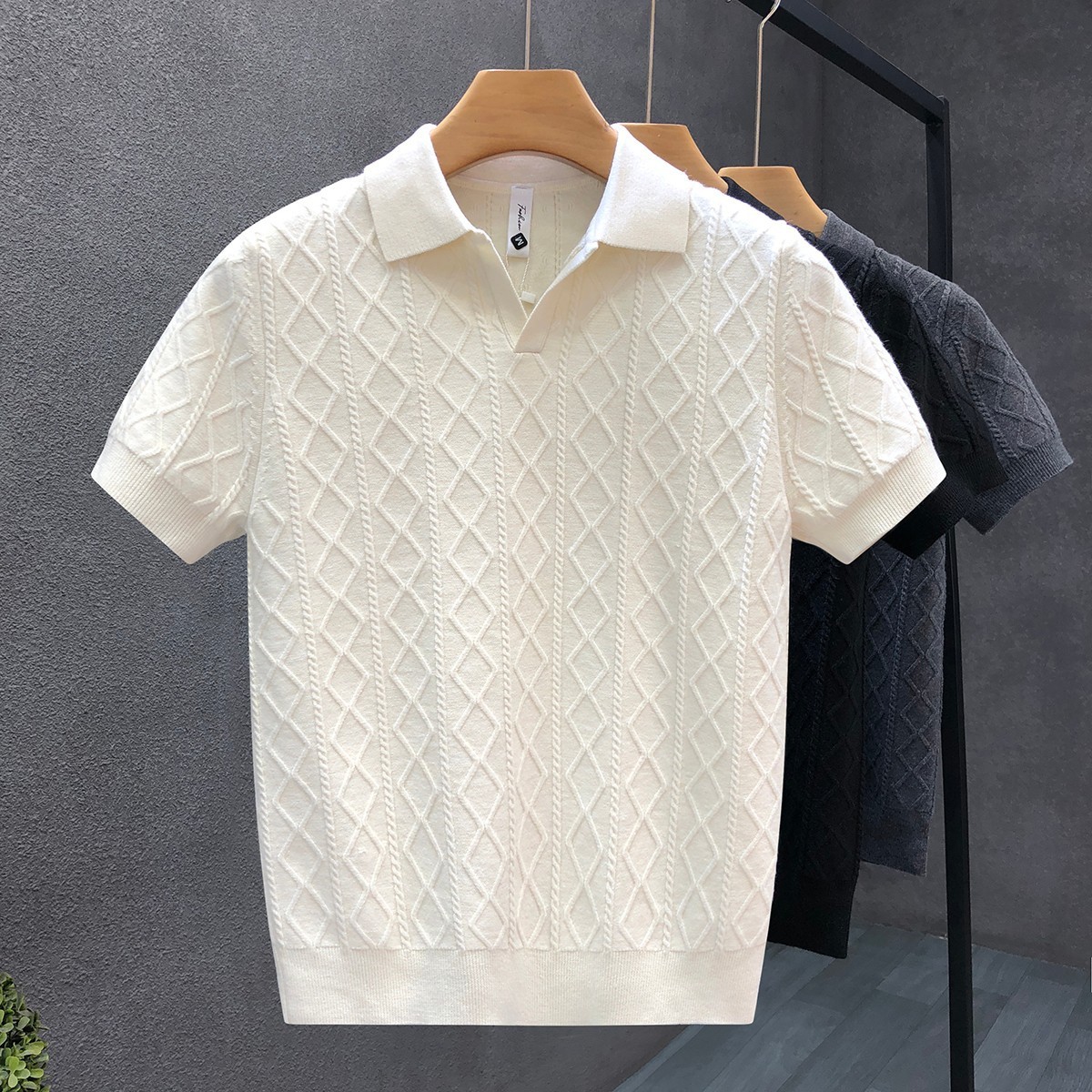 Verano nueva camiseta de punto de manga corta texturas masculinas polo camiseta de cuello en V delgada camiseta comercial comercio exterior al por mayor transfronterizo