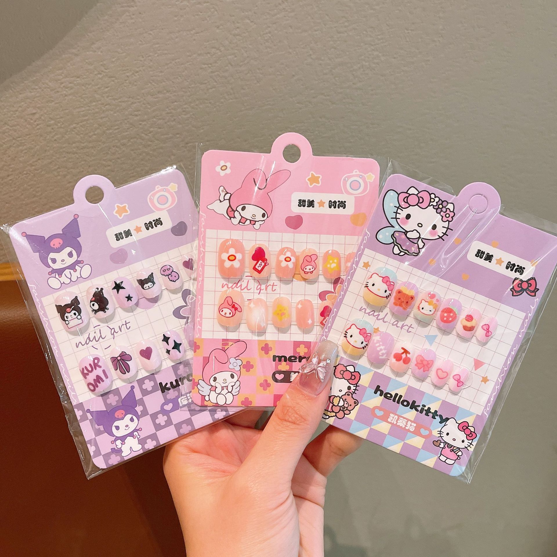 Niños Sanrio vestir las uñas Kolomi pegatinas de uñas de dibujos animados pegatinas de uñas dulces lindas princesas joyas de chicas