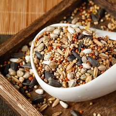 Parrot mixed food, bird food, peony, black phoenix, tiger skin, bird, jade, bird oil, sunflower, oats, millet, five-color millet, pockmarked food