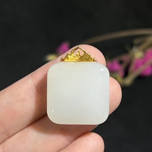 Fubei Diamond Jewelry 18K Gold Inlaid Old Material White Jade Jade Quality Jewelry Jewelry Accessories