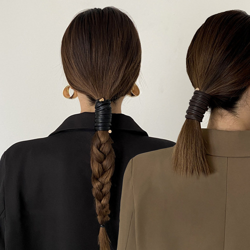 Niche ins temperament leather hair band hair twister Korean simple design back head hair accessories wholesale for women