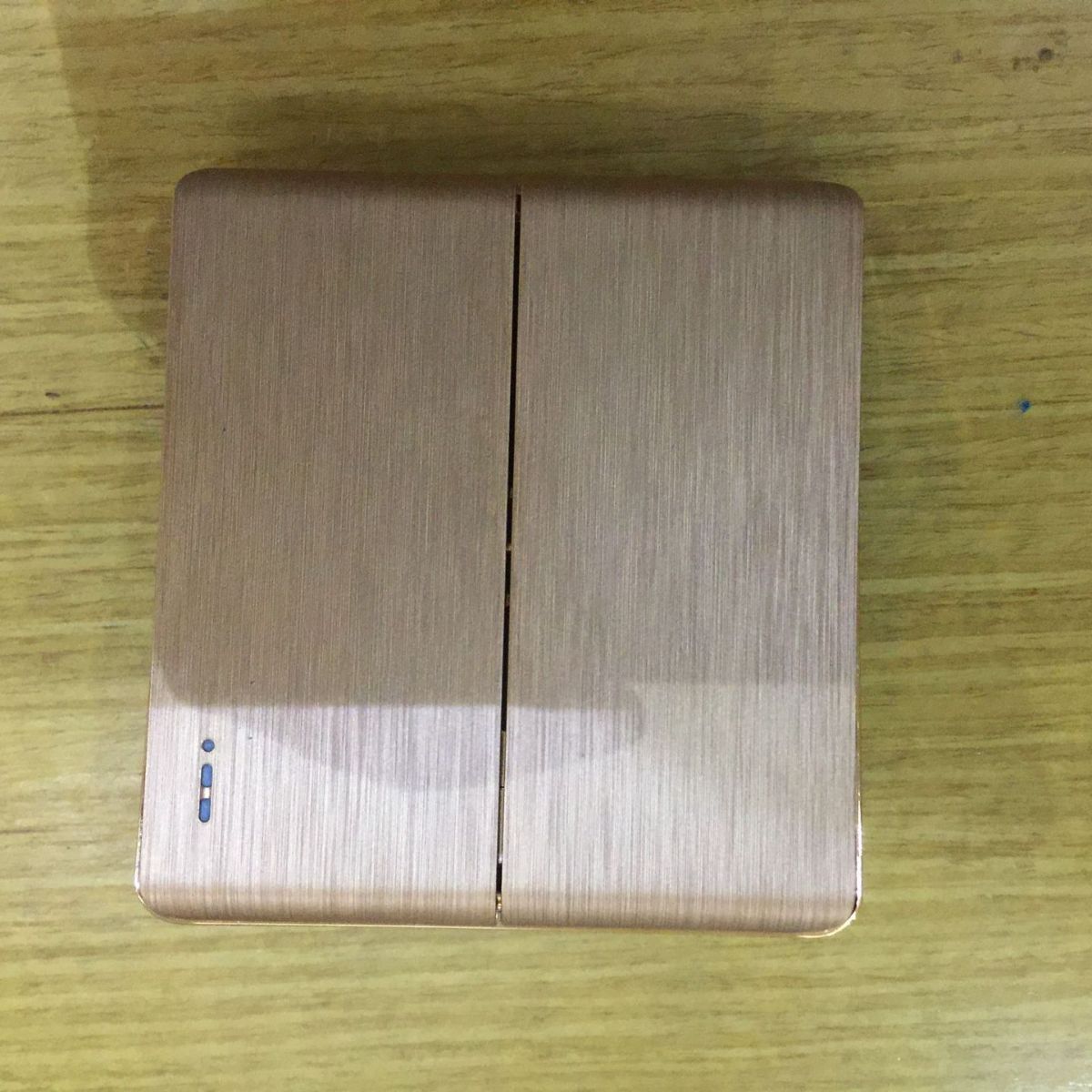 YAKI玫瑰金英式英规英标墙壁开关英标PC面板全铜后座双开一二三四