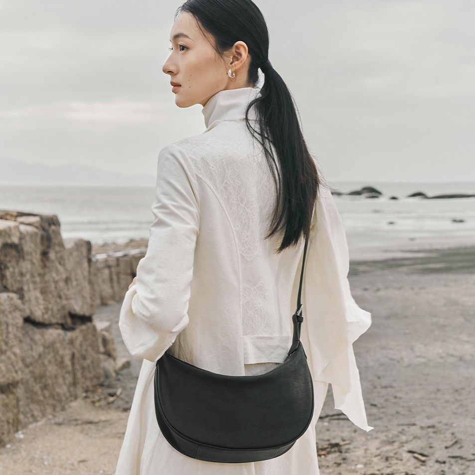 Borsa a tracolla da donna in vera pelle conciata al vegetale, a forma di mezzaluna, stile Hobbes, autunno/inverno 2025, alla moda e versatile, casual, per tutti i giorni_voghion.com