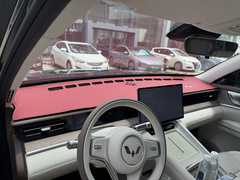 Wuling Starlight L central control instrument panel sunshade, heat-insulating suede anti-glare mat, decorative modification accessories wholesale