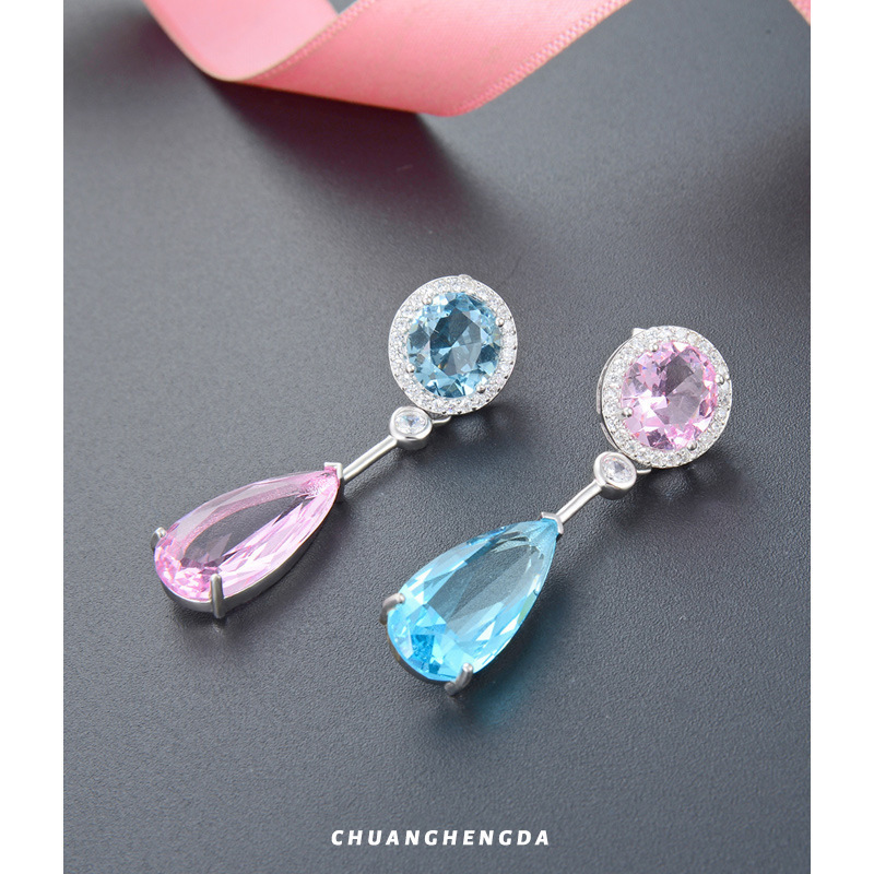 Japón y Corea de la moda temperamento zircon gotas de agua pendientes de plata esterlina S925 incrustados de cristal ligero pendientes de lujo pendientes de orejas al por mayor