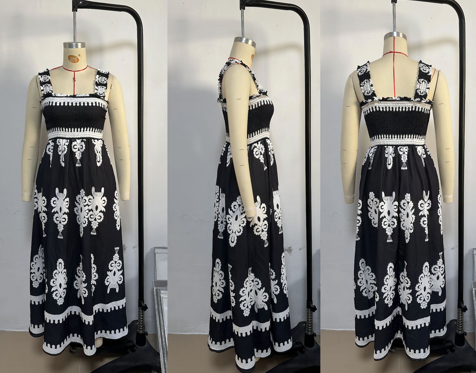 364g Weight Maxi Long Dress Dress Length Type Sleeveless Sleeve Length Strap Dress Dresses Type Polyester Fabric Type High Waist Waist Line Holiday Occasion Strap Neckline Loose Fit Type Printing Pattern 2025 Spring and Summer Season Women's Gender Elegant, Vacation Style Wholesale Women's Elegant Vacation Printing Holiday Strap Sleeveless Strap Dress 2