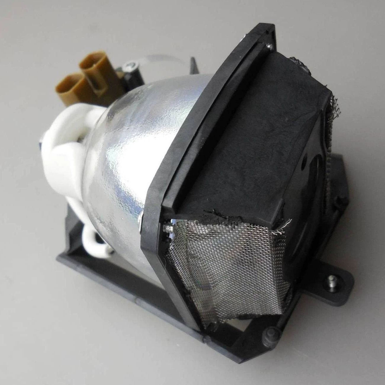 Лампа проектора VLT-XD70LP подходит для Mitsubishi LVP-XD70/LVP-XD70U/XD70U/XD70U/XD70