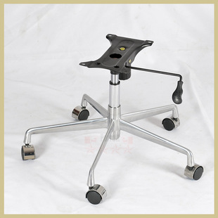 �X�Ͻ����������_�๦�����e���k���ε����Ҿ����������Sֱ�N