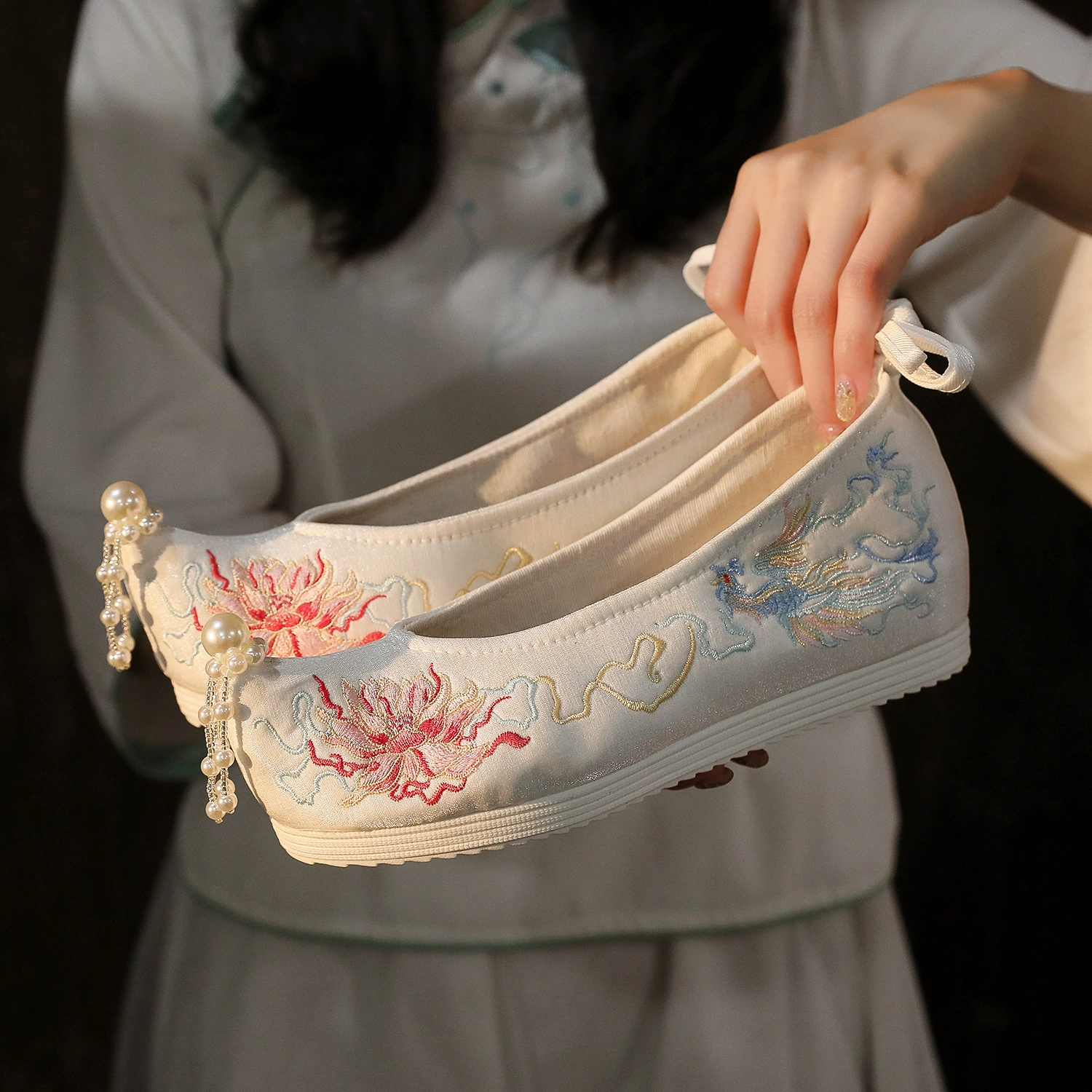 [Nanqi] Весенняя новая обувь ханьфу, Женский старинный костюм, подходящие туфли с вышивкой, женские лифтовые туфли из династии Мин