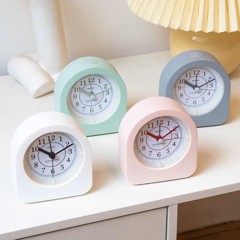 Estilo simple moda mudo pequeño reloj de alarma reloj de dormitorio creativo para estudiantes y niños reloj de noche luminoso