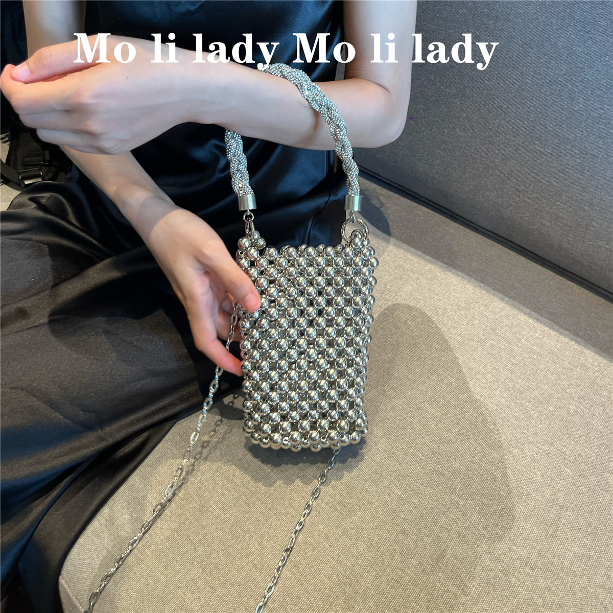 Xiaozhong Internet Celebrant Beaded Bag Women's 2024 New European Station Fashion Chain Diamond Crossbody Bag Personalized Mobile Phone Bag