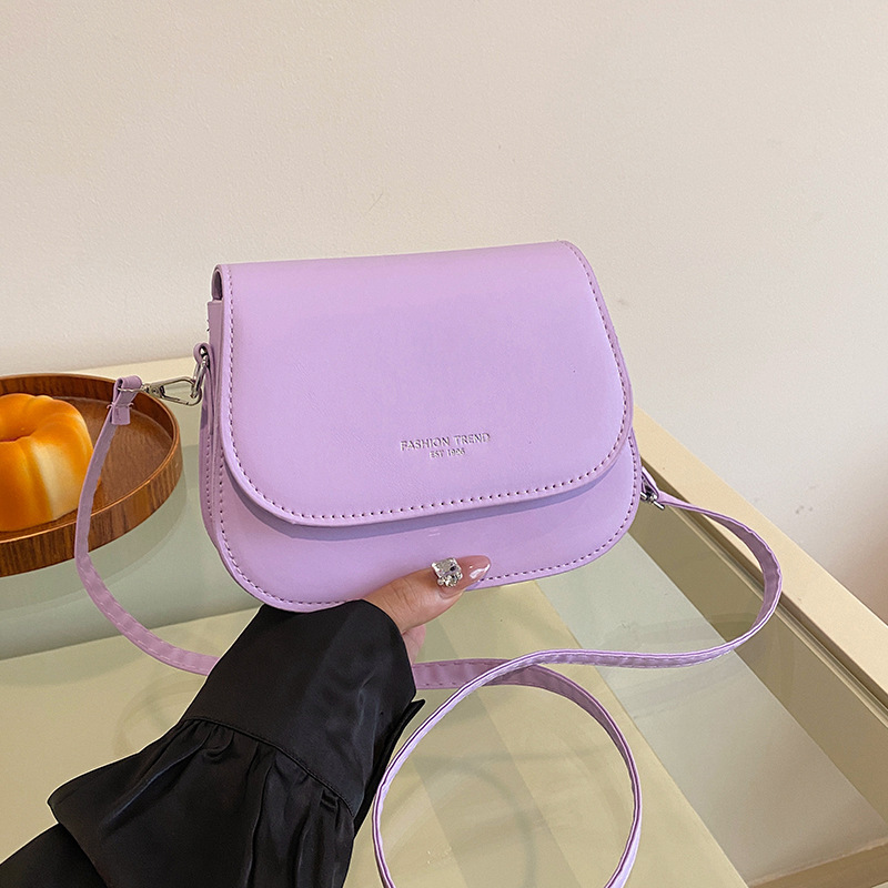 Candy Color Autumn Winter New Versatile Shoulder Fashion Fresh High-Value Saddle Commuter Crossbody Women's Bag_voghion.com
