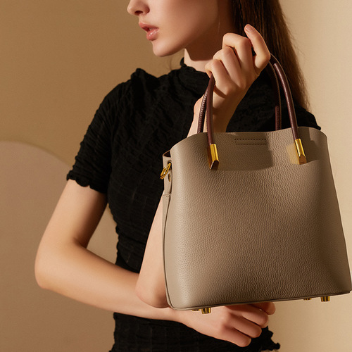 Spring/Summer  Niche Genuine Leather Bucket Bag Women's Versatile Style Handbag High-end Casual Crossbody Bag Cowhide Bag