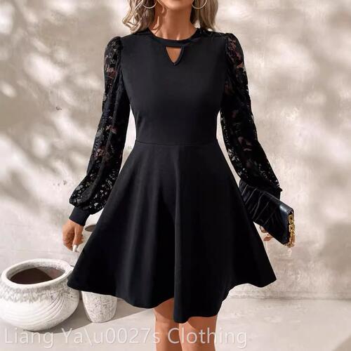 Ladies' lace patchwork flared hem dress