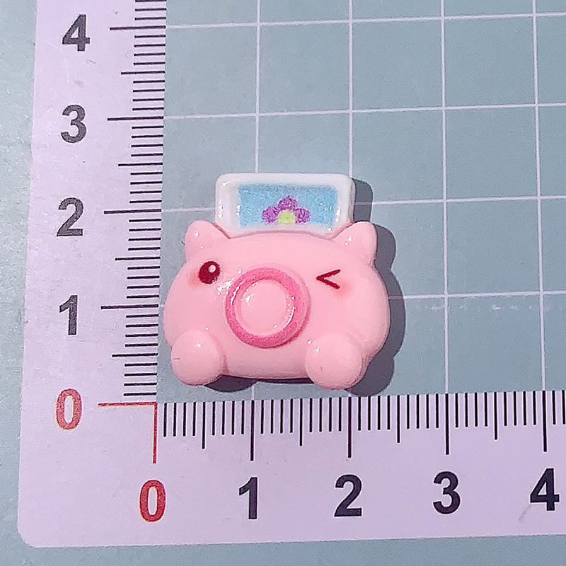 Nuevos dibujos animados hongos cámara cerdo diy accesorios de resina adornamiento de cabello pegamento de crema caja de teléfono móvil material de hebilla de zapatos hecha a mano