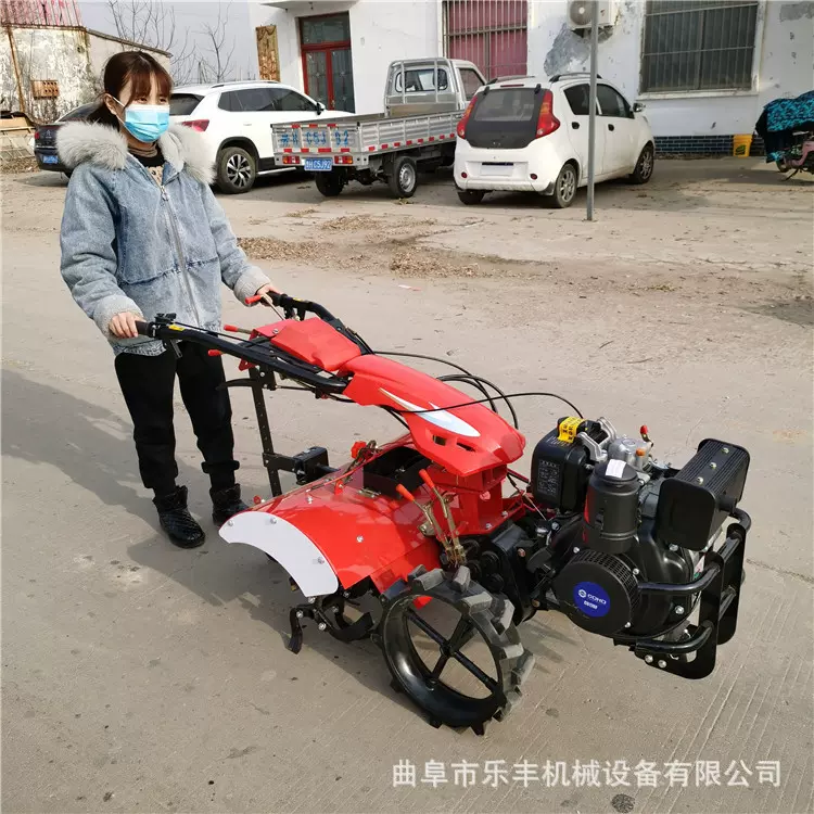 手扶小型微耕机  多功能小型四驱微耕机 农用自走式柴油旋耕机
