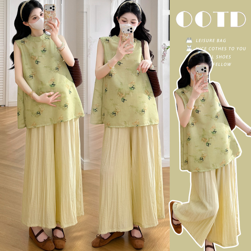 Real Photos of Maternity Wear: High-End, Sweet, and Youthful Bow-Tie Tank Top + Cropped Flared Pants Set Real Photos of Maternity Wear: High-End, Sweet, and Youthful Bow-Tie Tank Top + Cropped Flared Pants Set