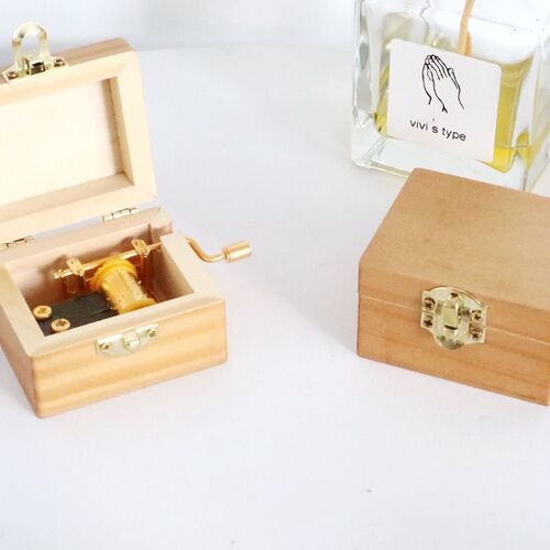 Golden Core Transparent Eight-Tone Music Box with Wooden Handle Student Gift Creative Gift Birthday Gift Wholesale