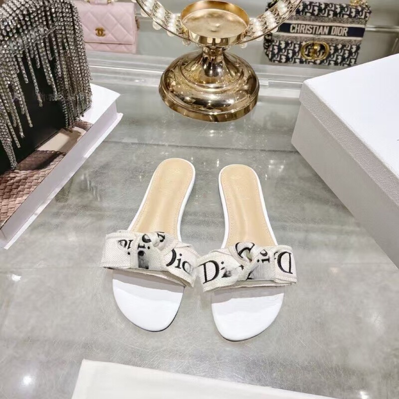 In-stock girly French-style gentle bow-tie open-toe sandals, light blue fashionable square-toed side-cut high heels for women In-stock girly French-style gentle bow-tie open-toe sandals, light blue fashionable square-toed side-cut high heels for women