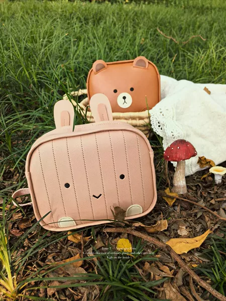In-Stock Cute Rabbit and Bear Animal Pu Leather Children's Small Backpack, Baby Styling Photo Shoot Backpack