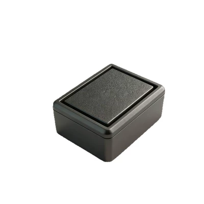 ultra-long standby strong magnetic installation-free: GPS Locator