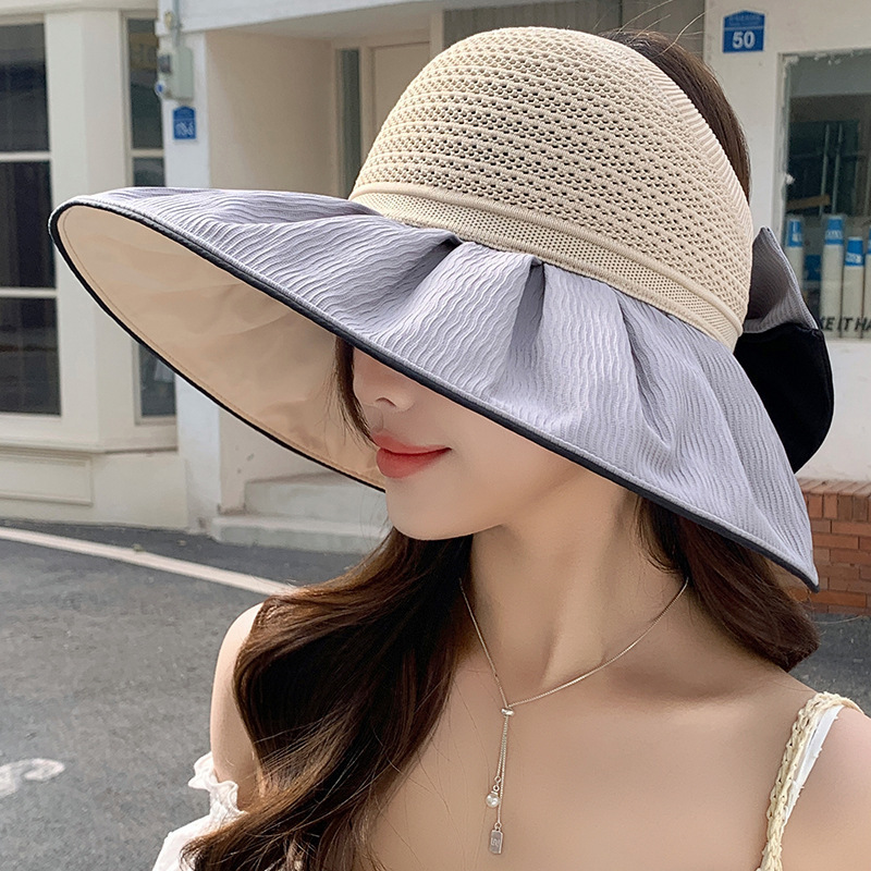 회색 파란색