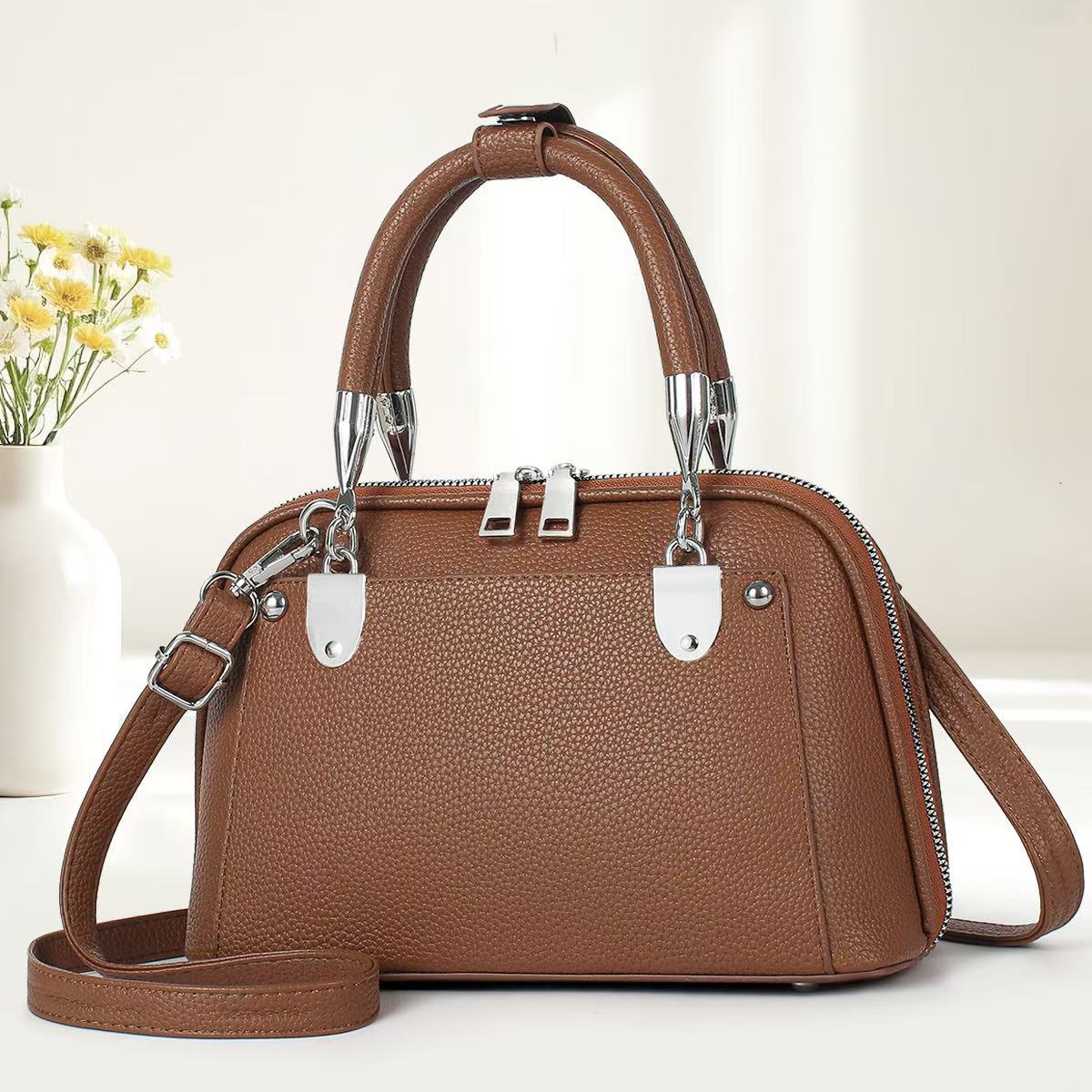 Bolso de lujo ligero para mujer 2025 nuevo bolso a cuadros de un solo hombro bolso de viaje de gran capacidad bolso de mano