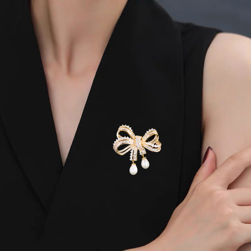 Luxuriöse Brosche Mit Schleife Und Perle Für Damen_voghion.com