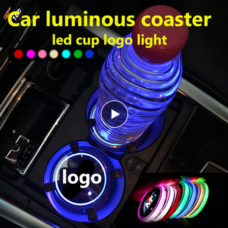 Cojín de taza de agua LED luminoso para automóviles colorido cojín de taza de agua de atmósfera de automóviles luz solar USB cojín antideslizante de carga