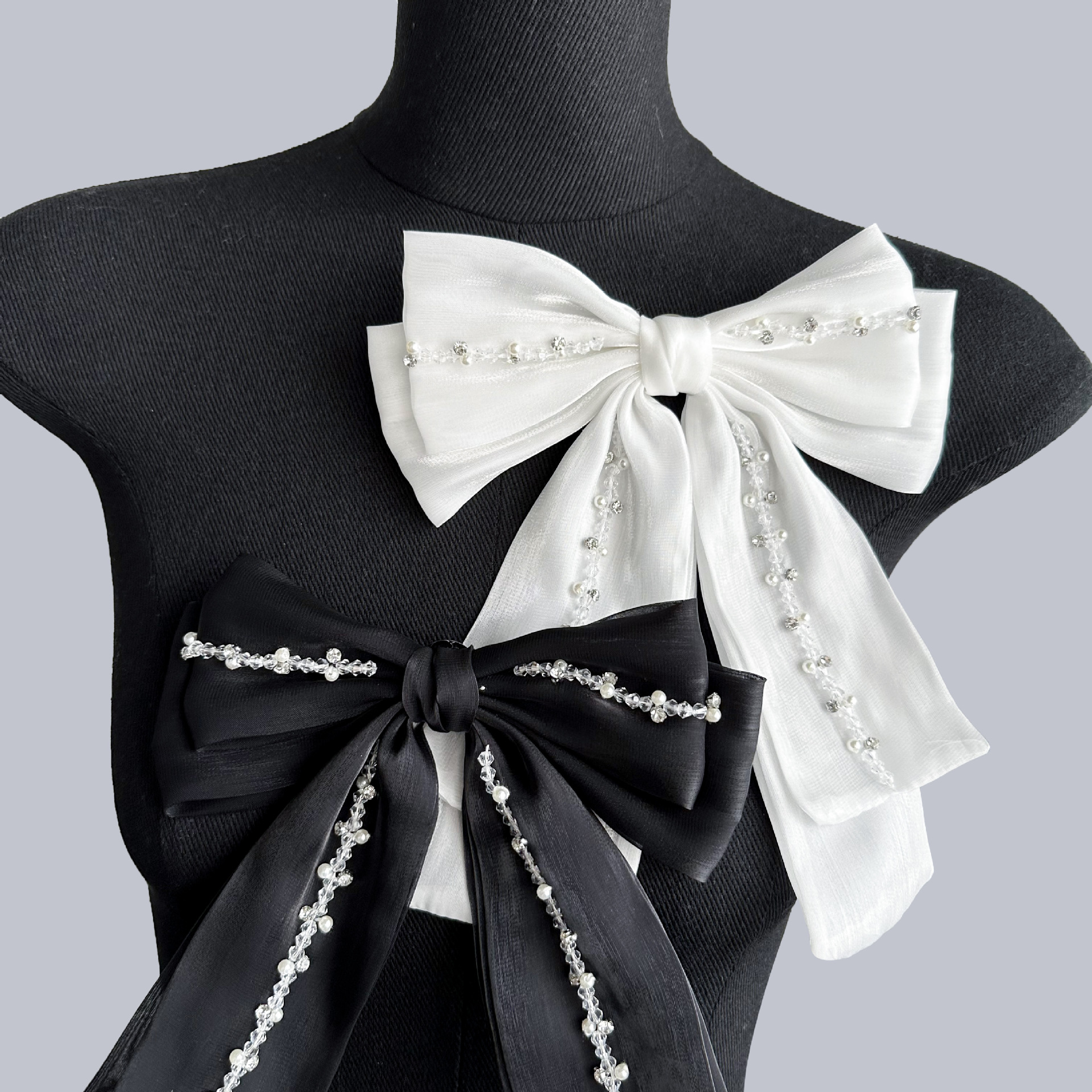 Nuevos accesorios de prendas de vestir broche estereoscópica bolsos de falda accesorios de doble estereoscópica perlas de clavo arco