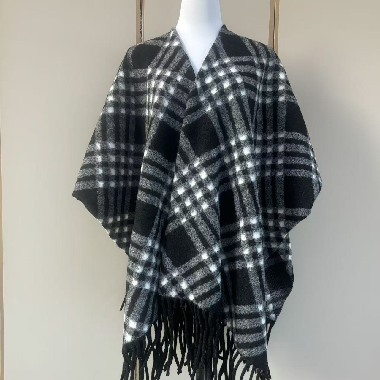 검은 격자 무늬