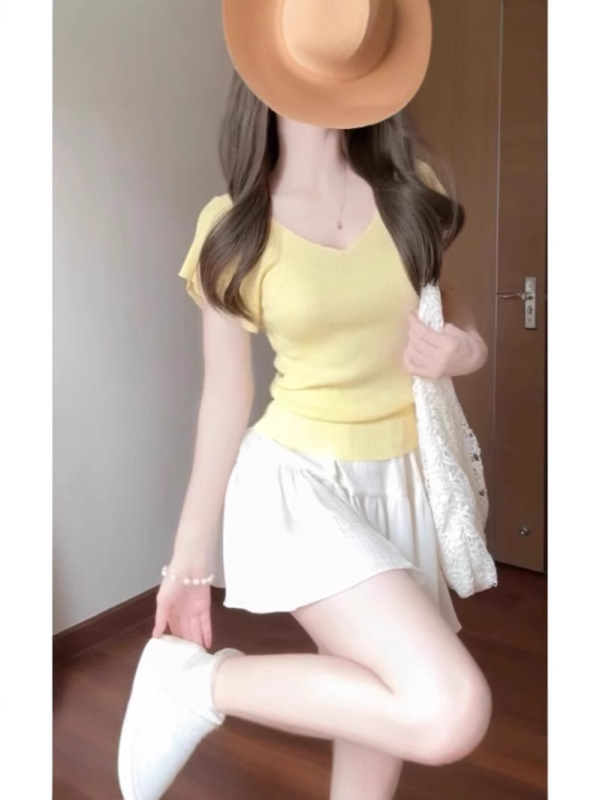 セクシーな純粋な欲望の気質 V ネックショートスリーブ Tシャツ女性の夏の新しいウエスト痩身ショートホットガールニットトップ|undefined
