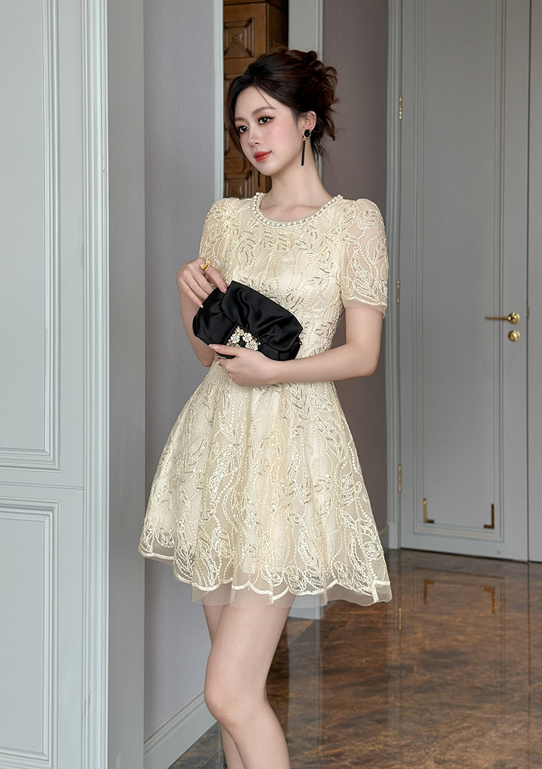 Váy ren chữ A cổ tròn thắt eo đính sequin phong cách Pháp — quả mơ vàng chi tiết 4