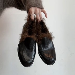 ��Ƥ��~�͹���Ƥһ�_��СƤЬŮ�r�е͸�ͨ�ژO�����|�r�И���Ь