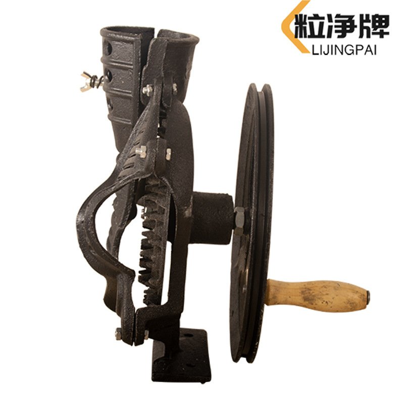 手摇玉米脱粒机家用小型加厚打苞米剥打玉米神器电动厂家直销中东