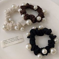 Minimalist and elegant pearl hair tie, Korean style, new stylish round hair accessory, elastic hair ribbon