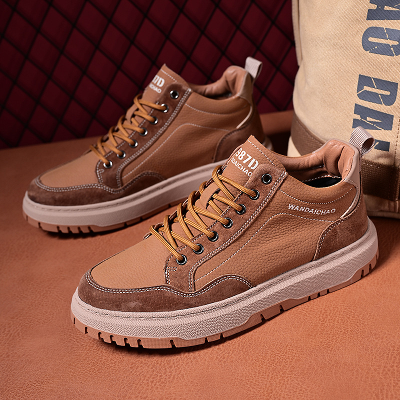 Zapatos de hombre 2023 Verano nuevos zapatos de cuero casuales antideslizantes transpirables tendencia de trabajo negro zapatos planos deportivos para hombres