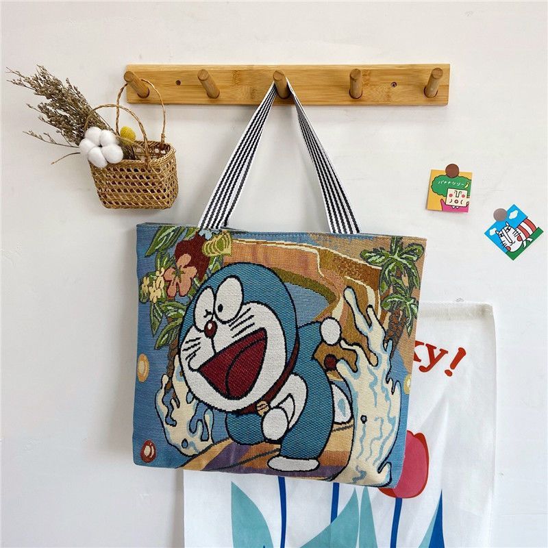 ミッキーマウスの維尼熊刺繍の商品ソースを代行します。|undefined