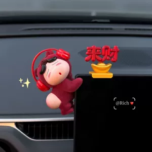 Yeni Crayon Shin-Chan avtomobil ekran bəzəyi, plush Shin-Chan interyer bəzəyi