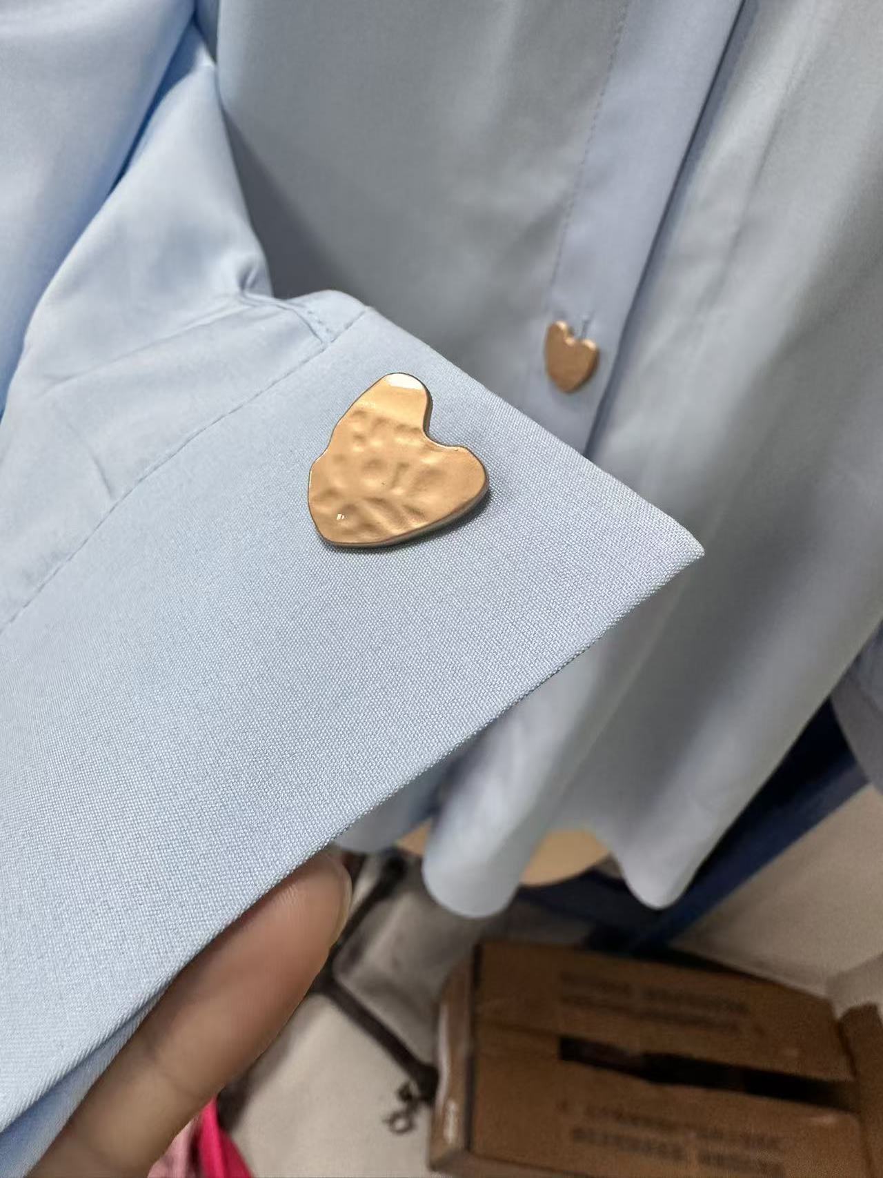 Camicia elegante da donna con stampa a cuori e maniche lunghe_voghion.com