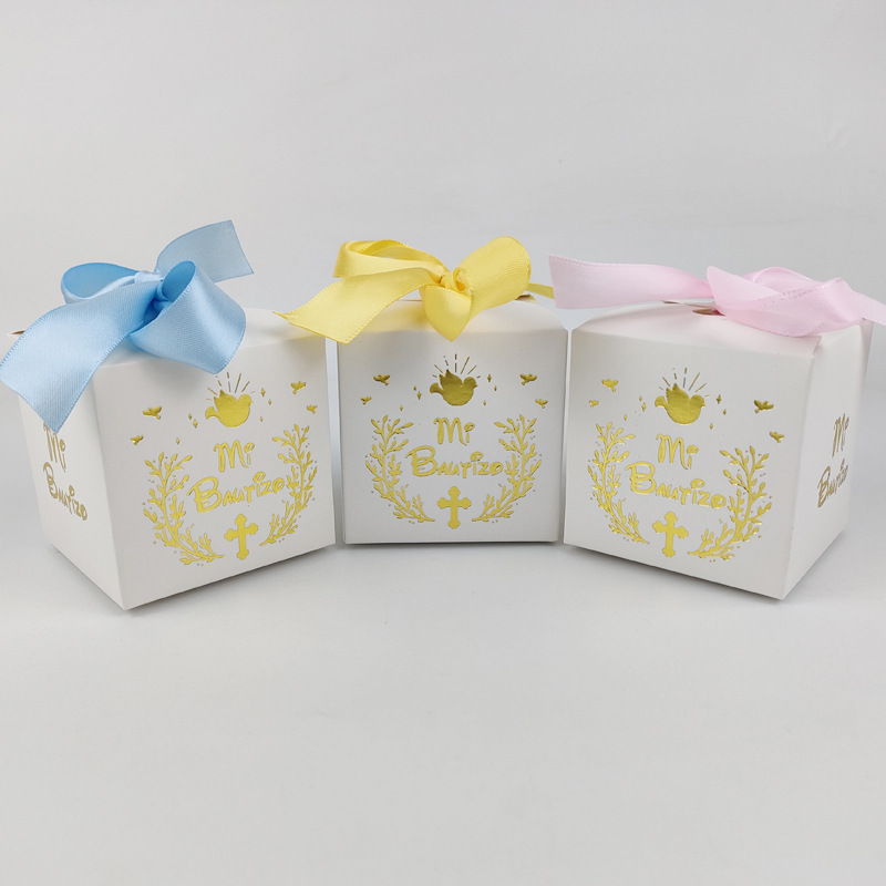 西班牙语 Mi Bautizo我的洗礼 6.5x6.5cm 烫金洗礼白色糖盒礼品盒