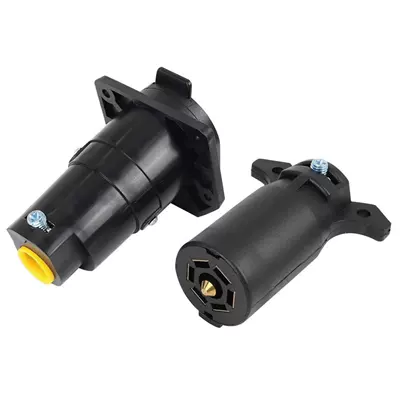 Seven-Pin Plug Socket Bracket, Other Car Modifications