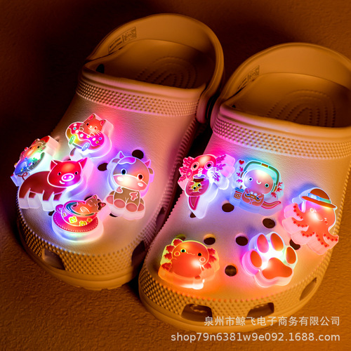 Hole shoes accessories LED flashing light electronic shoe pattern shoe buckles garden shoes shoes top lighting hole bag accessories shining light