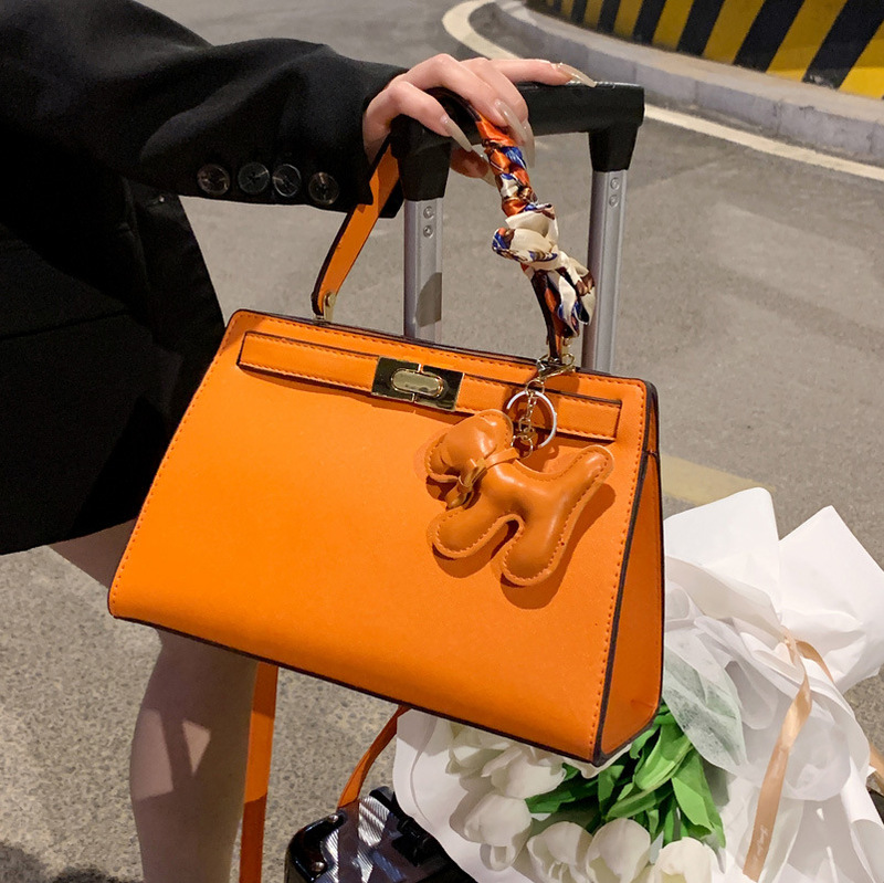 Small Bag Women's 2024 Korean Style Summer Exquisite New Trendy Fashion All-match Portable Kelly Bag Internet Popular Shoulder Crossbody Bag