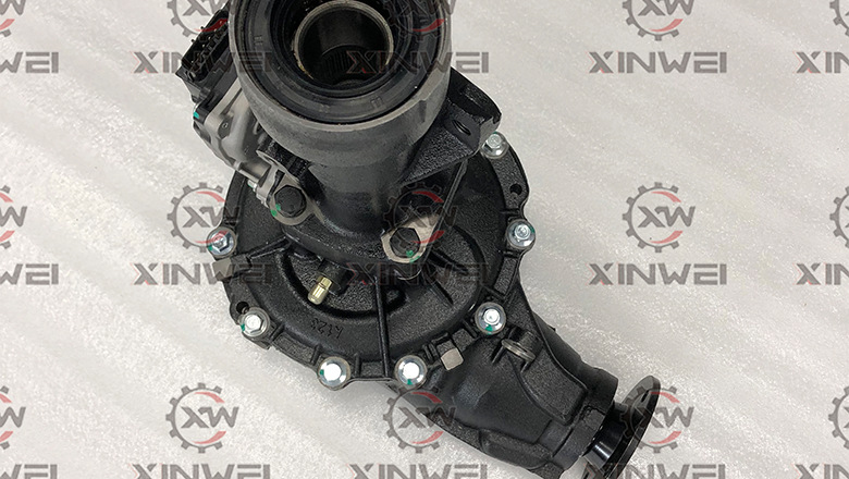 Suitable for Toyota Land Cruiser LC200 front differential assembly 41110-60B91 bracket assembly