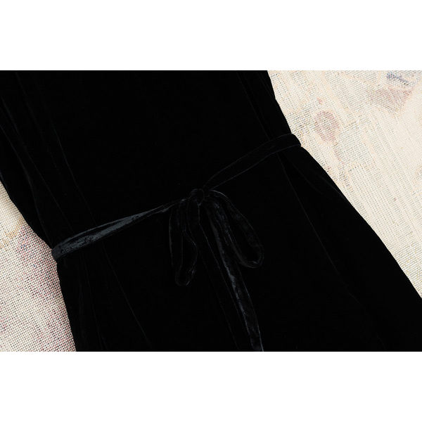 Design elegant sophisticated silk velvet dress
